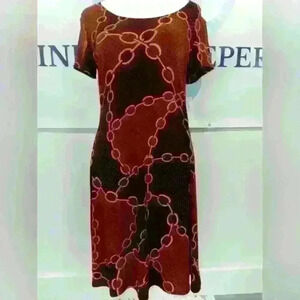 MSK by Dress Barn. Woman's size small, light fabric, rounded colla summer dress.